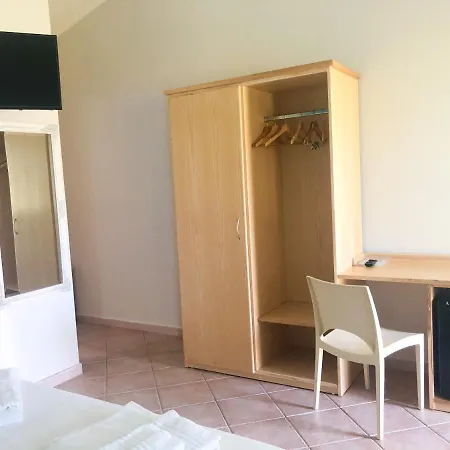 Alloggio per agriturismo Is Cortillaris